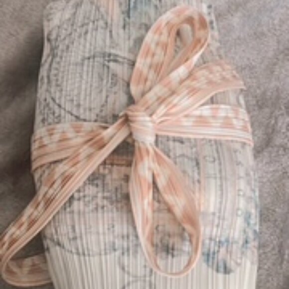 Abaya Open Style Vogue - Picture 4 of 5